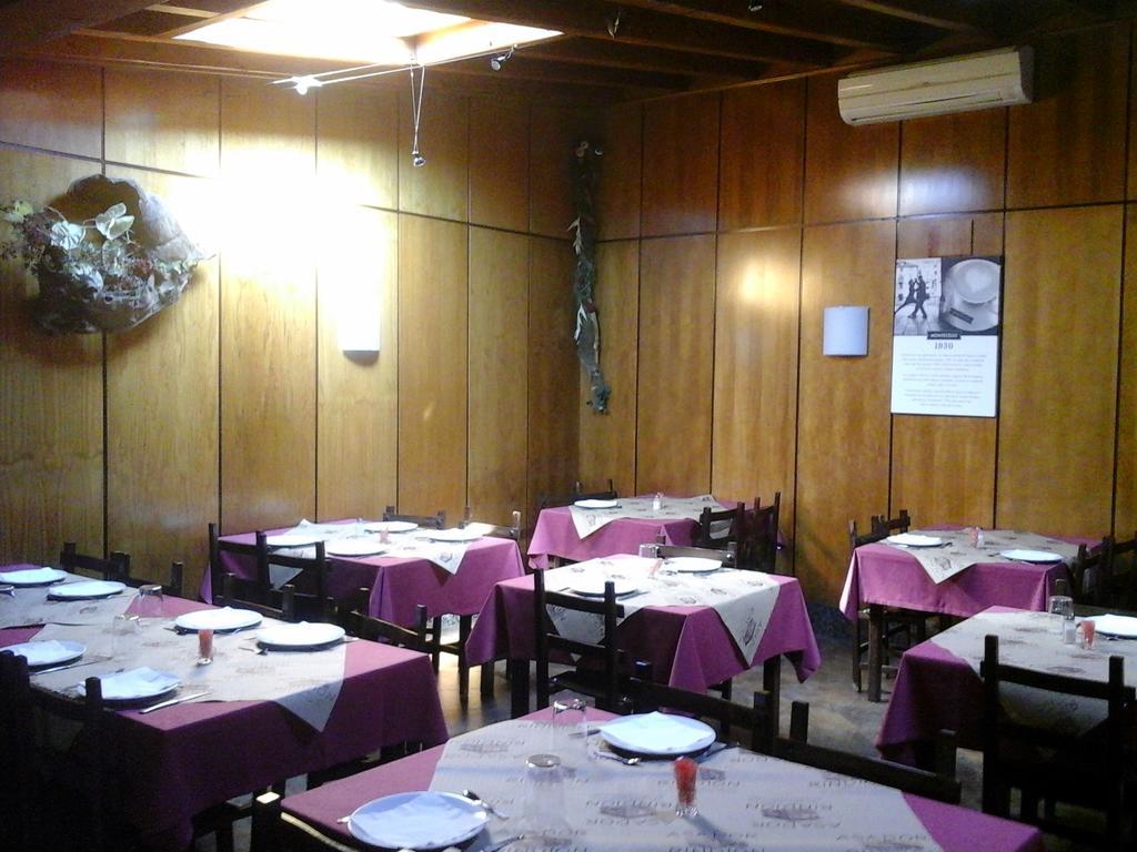 Hotel Asador Rindion Tineo Exterior foto